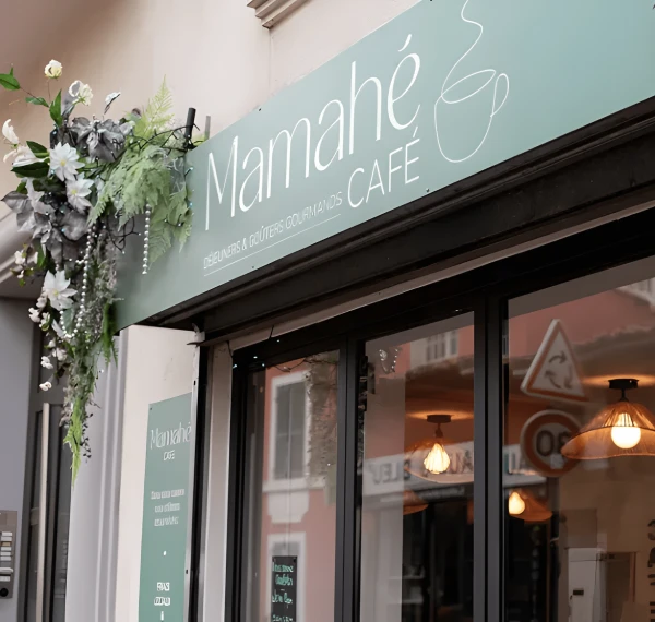Mamahe Cafe Coffee Shop A Cassis Mamahe Cafe Coffee Shop A Cassis MAMAHE CAFE 1 1